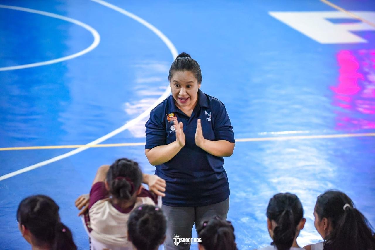 Coach Pesta